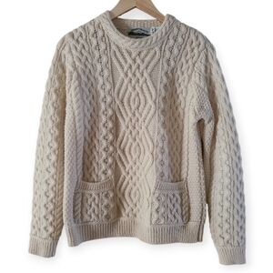 Arancrafts Ireland  100% Merino Wool Cozy Cable Knit Sweater Cream